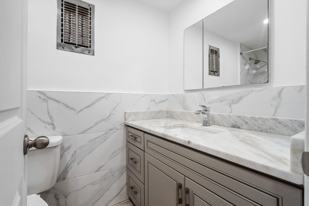 1110 N Riverside Drive - Photo 17