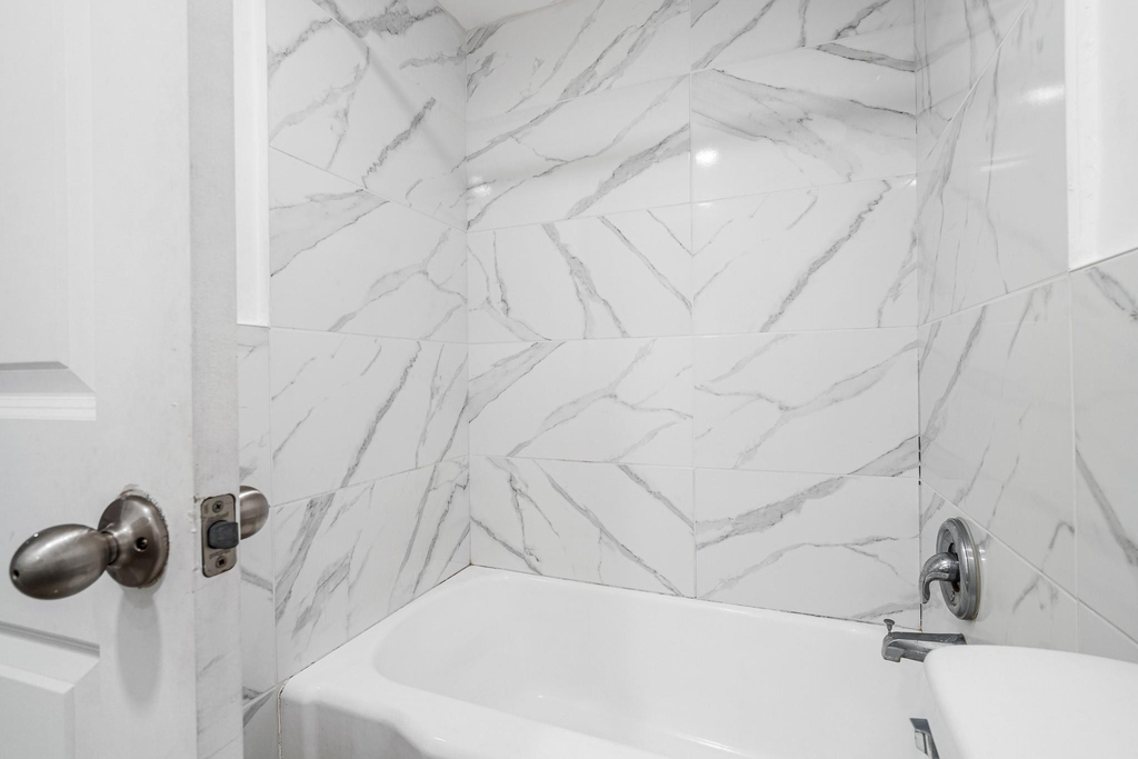 1110 N Riverside Drive - Photo 33