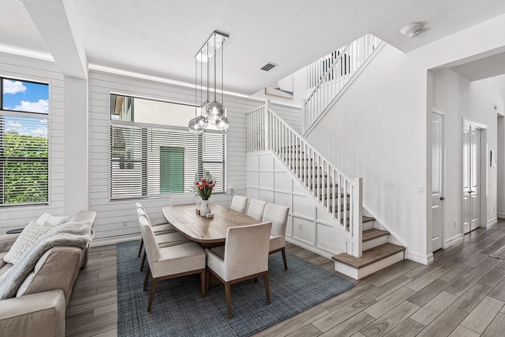 8795 Grand Prix Lane - Photo 44