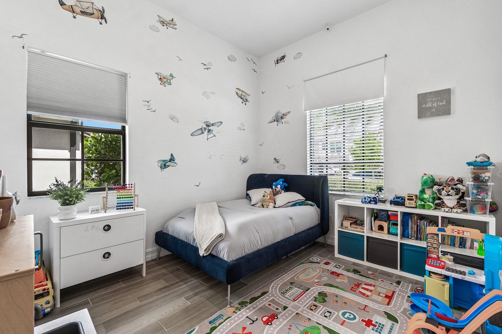 8795 Grand Prix Lane - Photo 47
