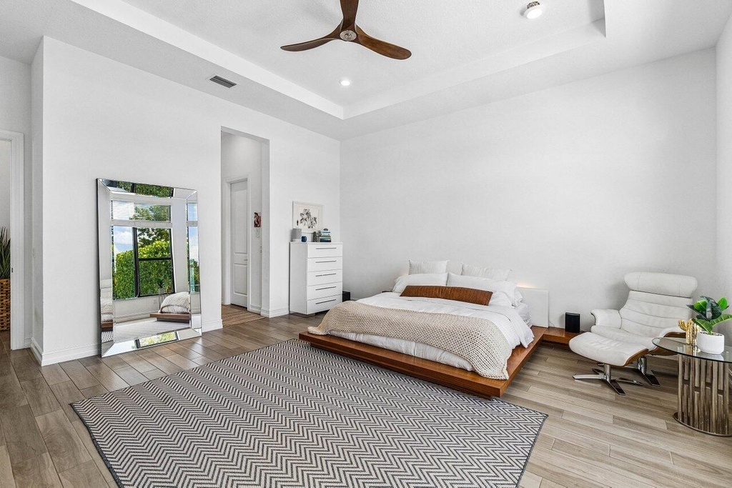 8795 Grand Prix Lane - Photo 4