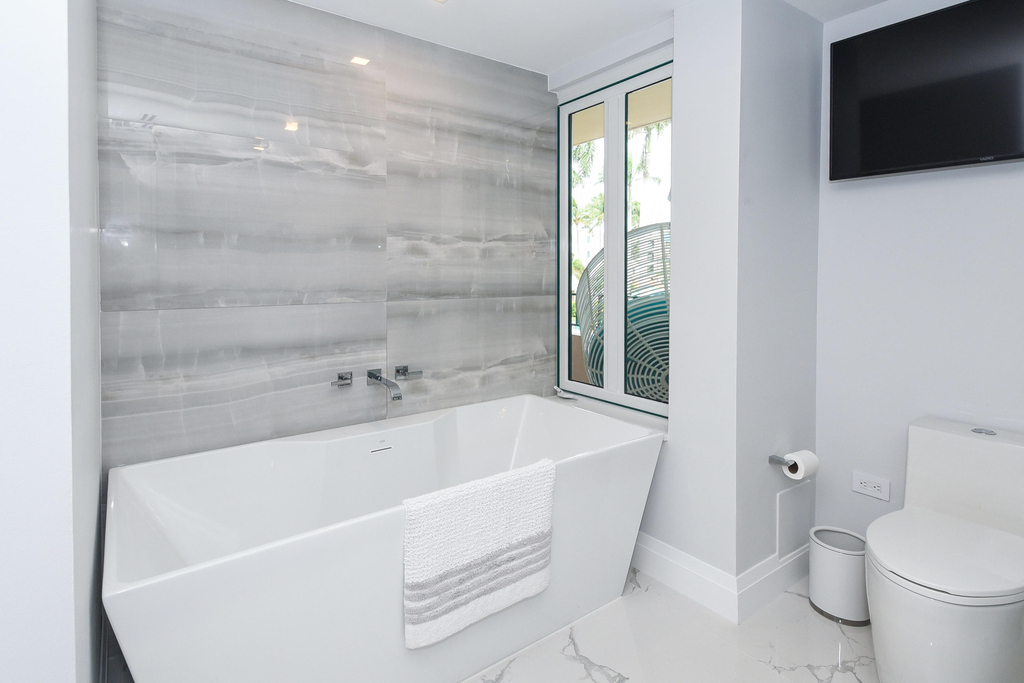 120 Se 5th Avenue - Photo 16