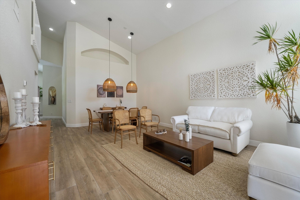 4033 Bluff Harbor Way - Photo 2