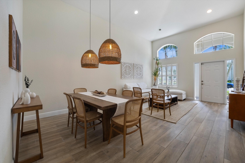 4033 Bluff Harbor Way - Photo 3