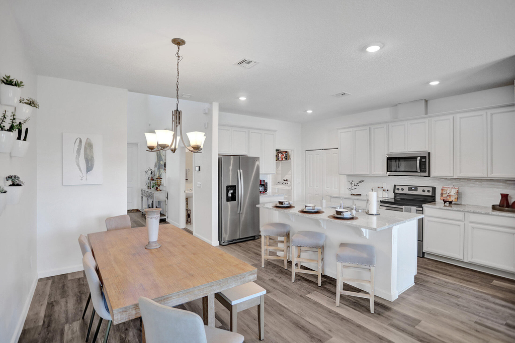 1905 Vernon Street - Photo 7