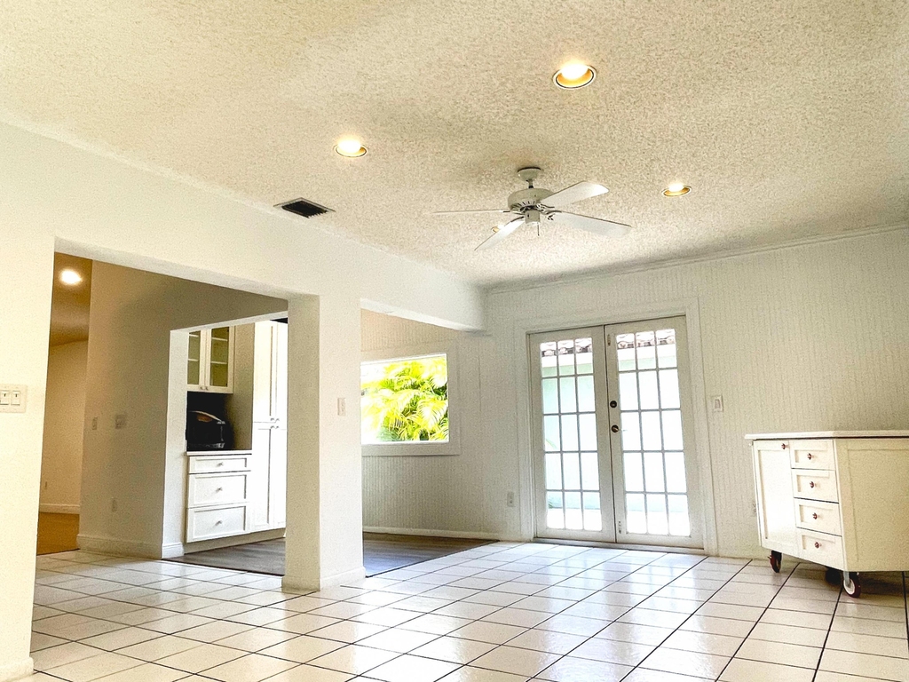 5851 Bristol Lane - Photo 14