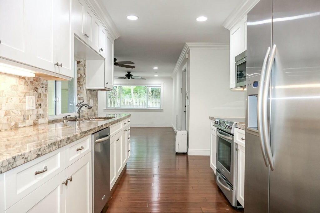 18014 Perigon Way - Photo 10