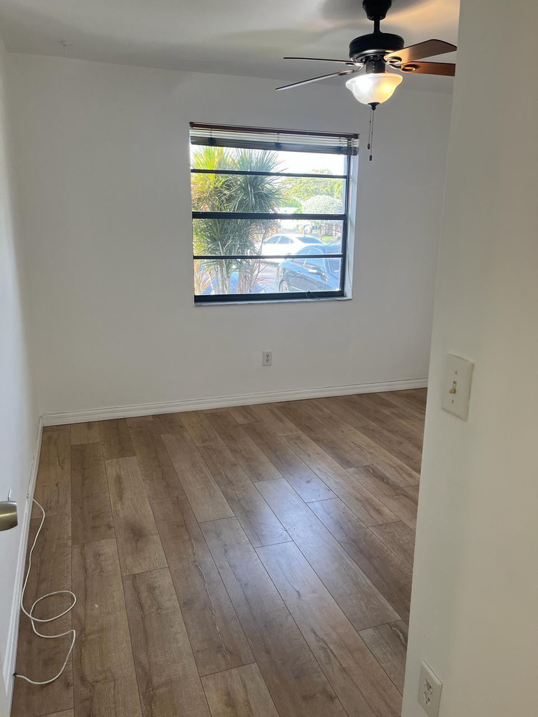 283 Nw 36th Avenue - Photo 6