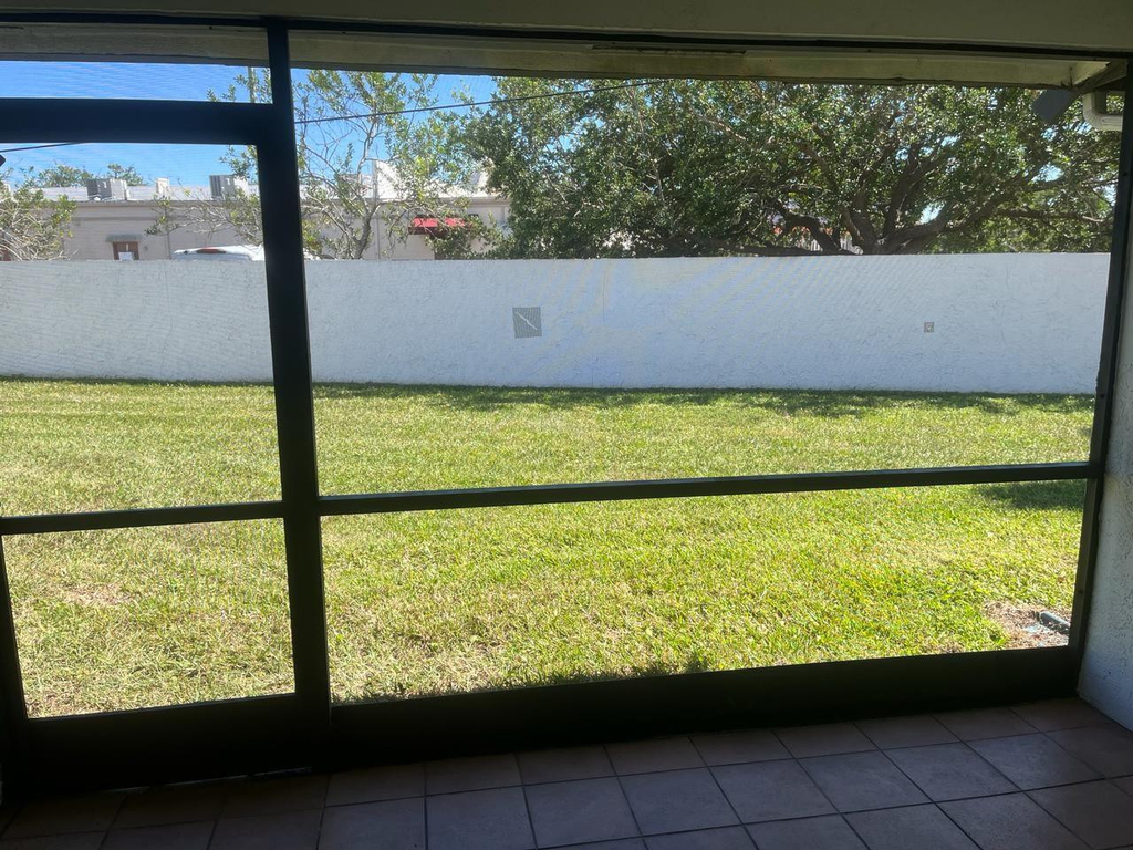 283 Nw 36th Avenue - Photo 11