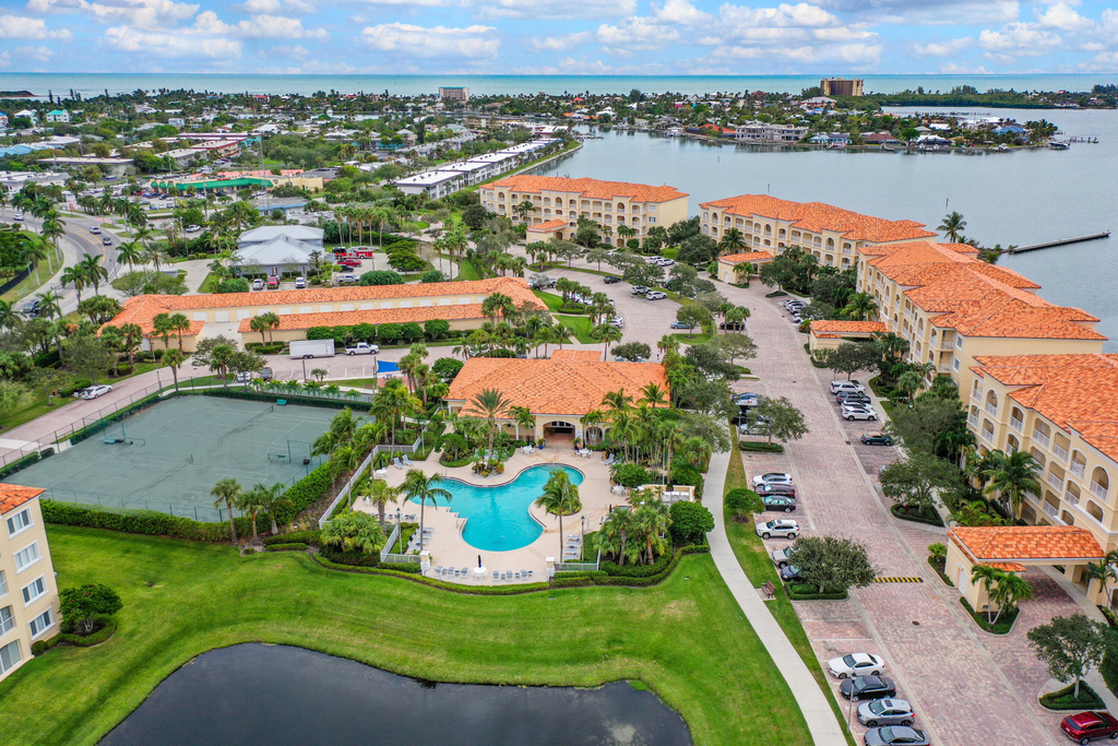 37 E Harbour Isle Dr Drive E - Photo 52