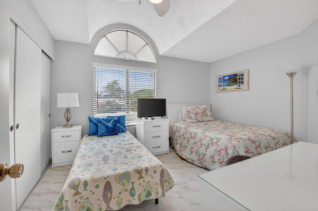 7563 Glendevon Lane - Photo 23