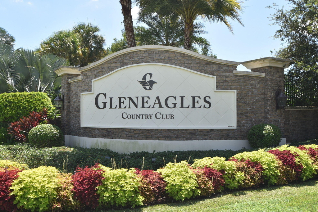7563 Glendevon Lane - Photo 1