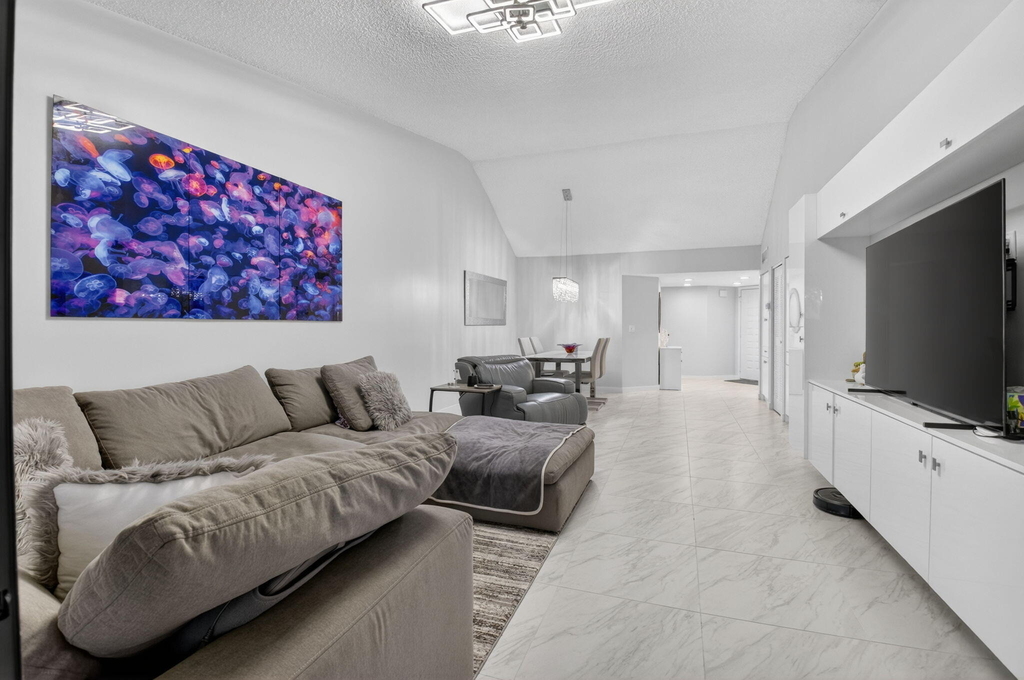 7563 Glendevon Lane - Photo 15