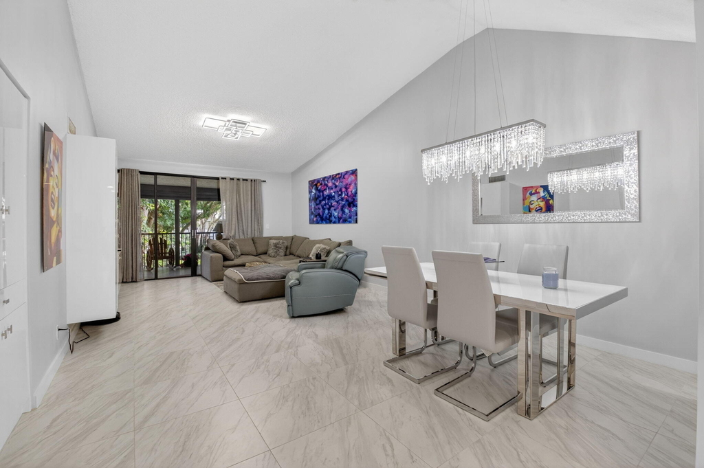 7563 Glendevon Lane - Photo 10