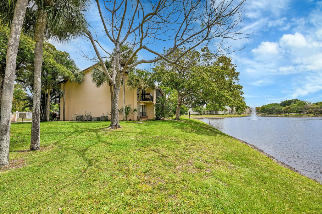 2297 Sw 15th Street - Photo 21