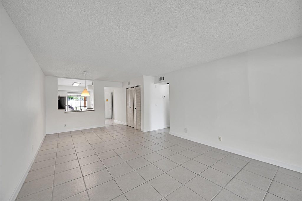 2297 Sw 15th Street - Photo 15