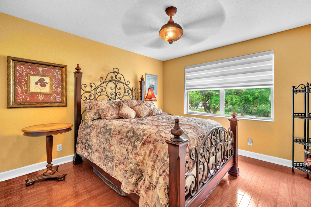 1888 Sw 53rd Avenue - Photo 35