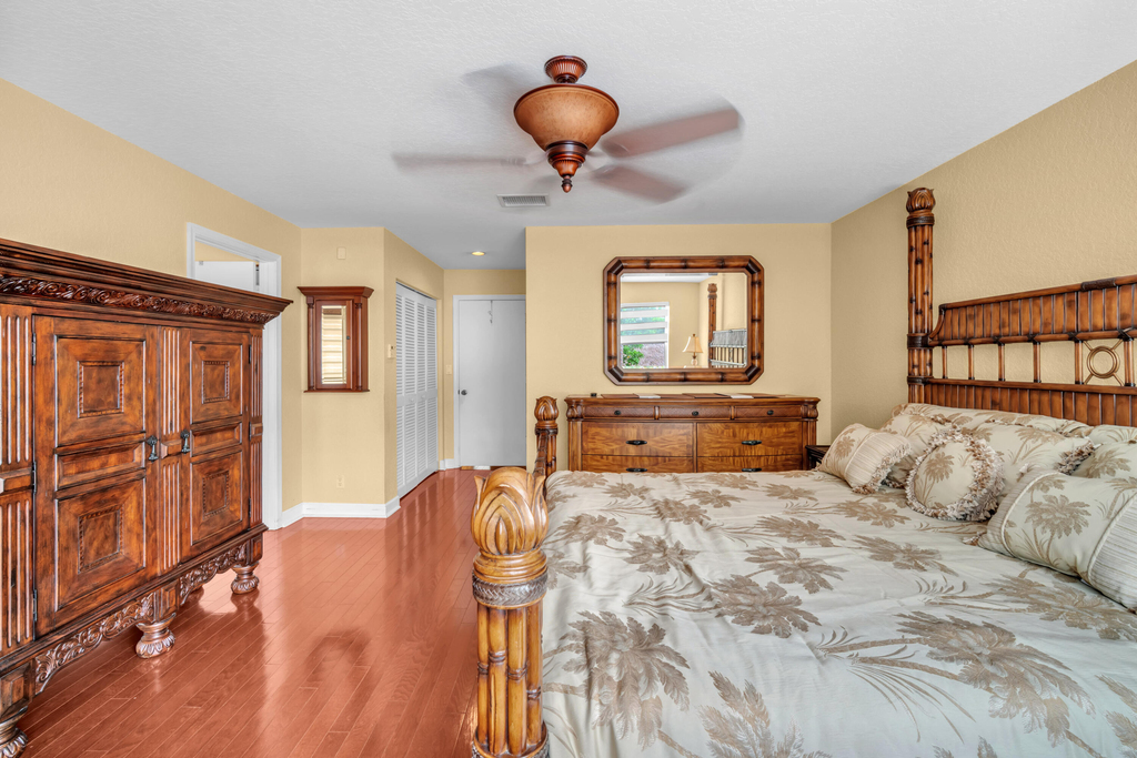 1888 Sw 53rd Avenue - Photo 20