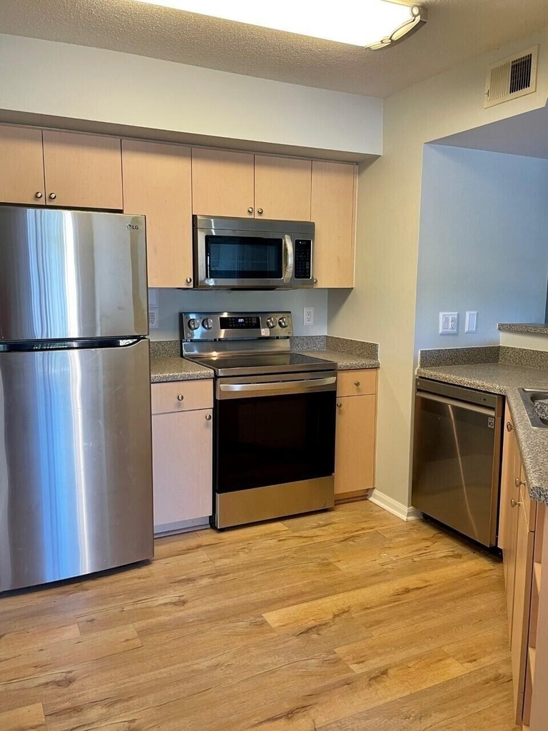 3690 Nw Mediterranean Lane - Photo 2