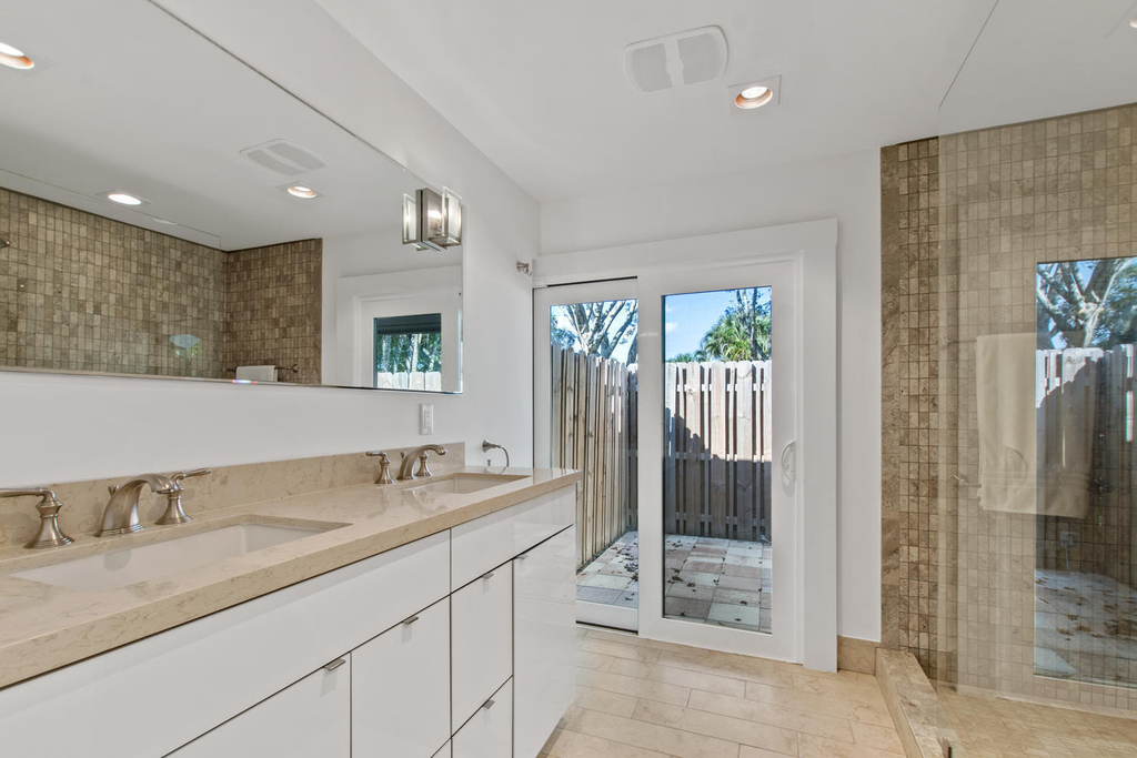 11792 Wimbledon Circle - Photo 13