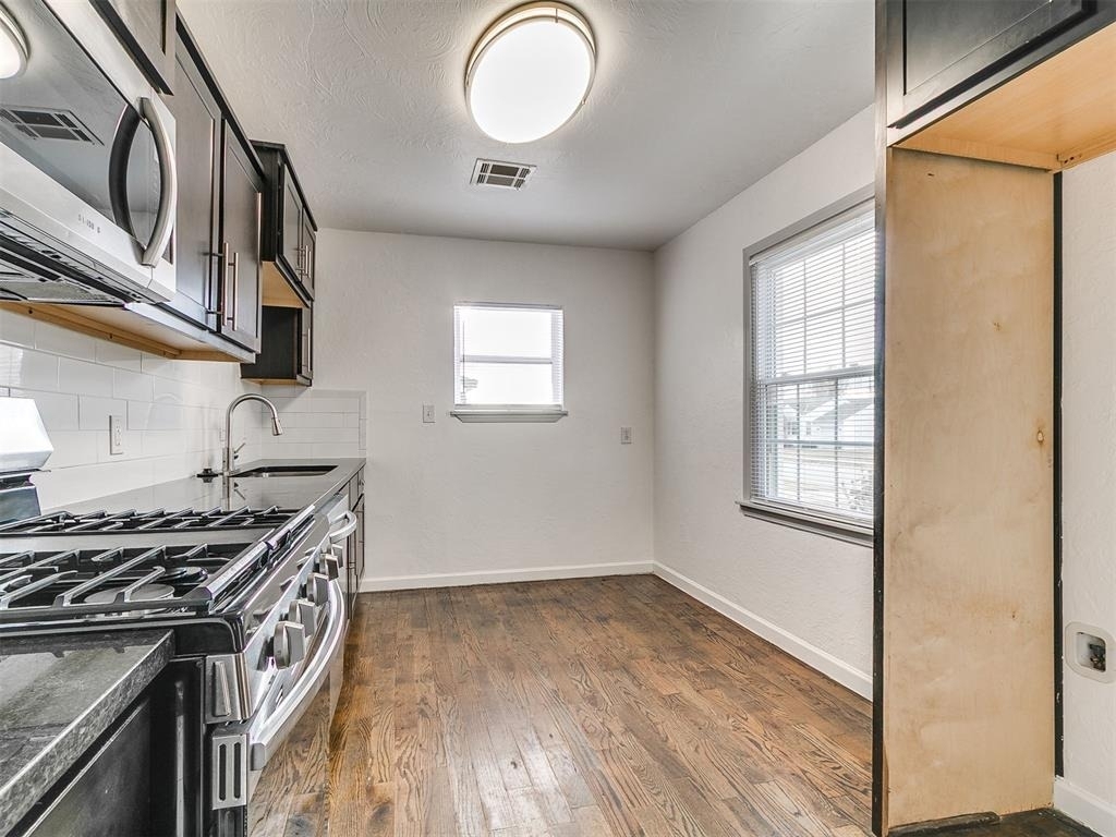 1338 South Drive - Photo 9