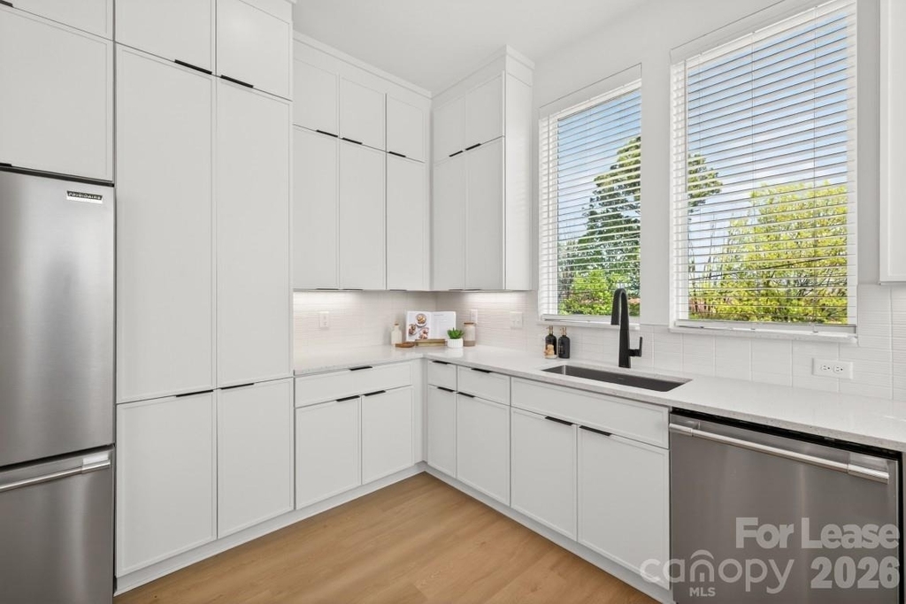 11902 Elm Lane - Photo 10