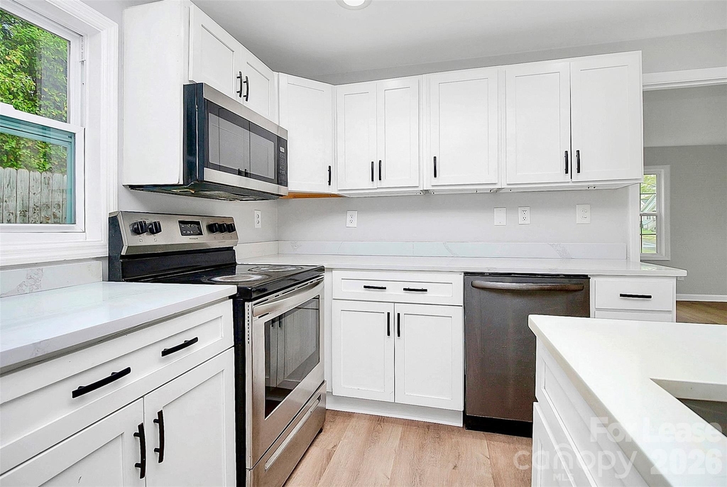 315 S Ransom Street - Photo 8