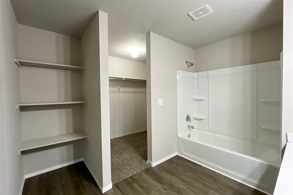 4301 Driftwood Drive - Photo 8