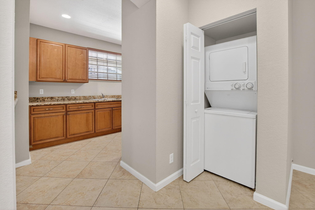 1418 W Wickham Circle - Photo 24