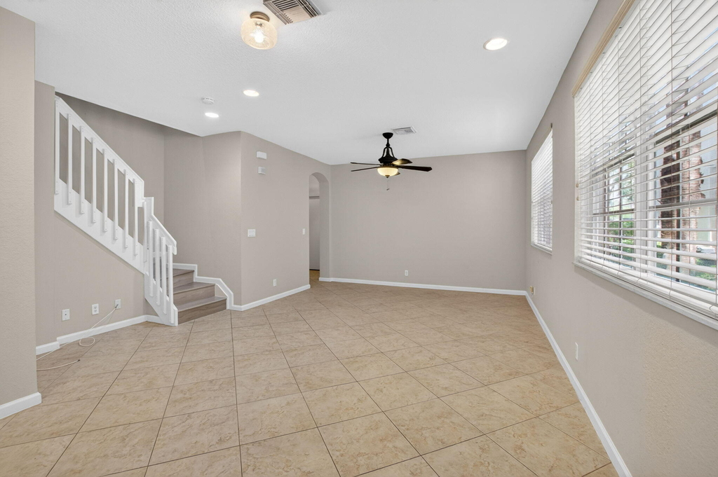 1418 W Wickham Circle - Photo 4