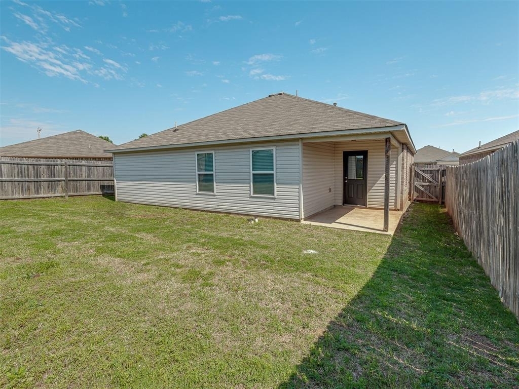 1720 Castle Street - Photo 37