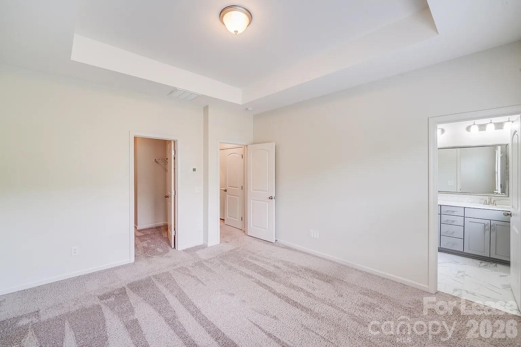 9420 Ainslie Downs Street - Photo 9