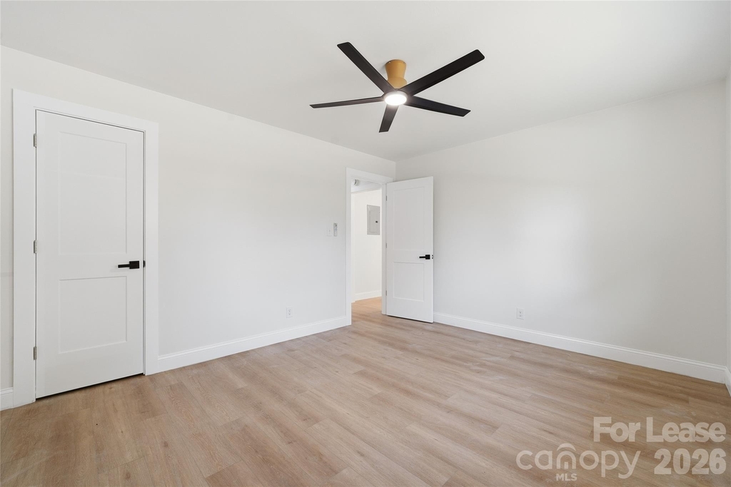1320 Anderson Street - Photo 9