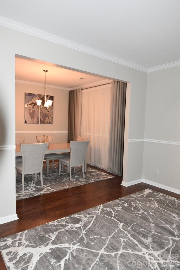 6985 Honey Tree Lane - Photo 3