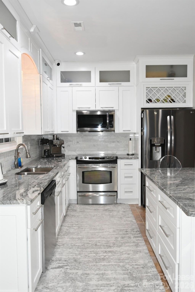 6985 Honey Tree Lane - Photo 9