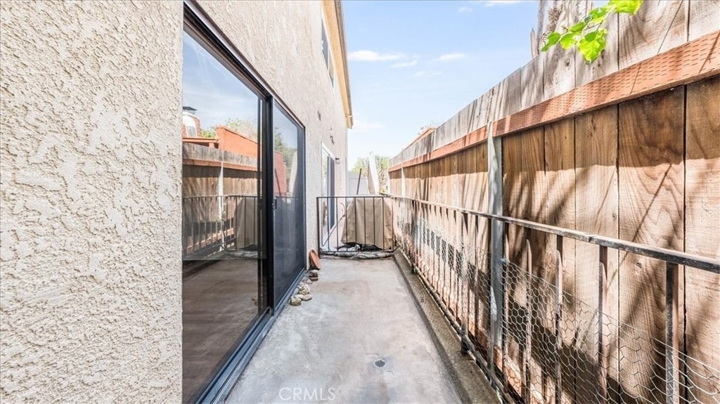 636 E Harvard Road - Photo 12