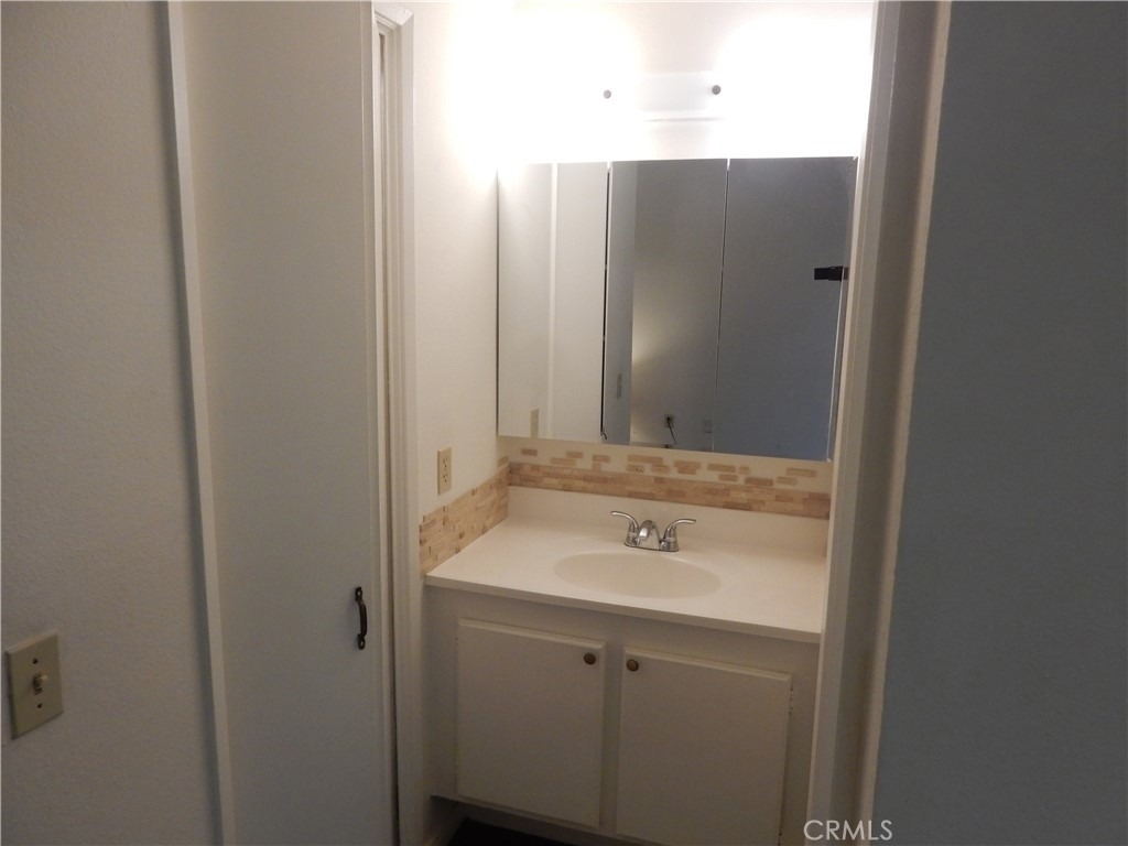 7101 Farralone Avenue - Photo 13