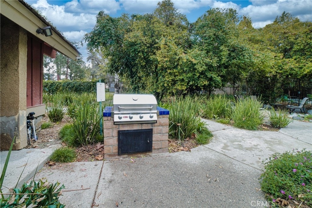 7101 Farralone Avenue - Photo 27