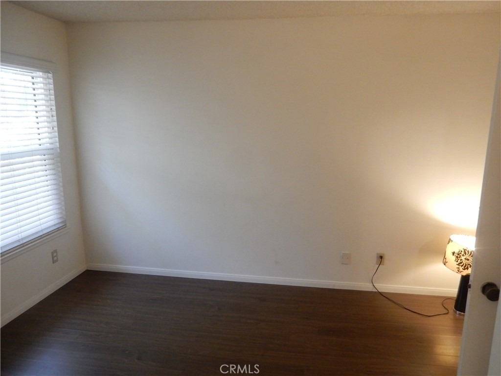 7101 Farralone Avenue - Photo 10