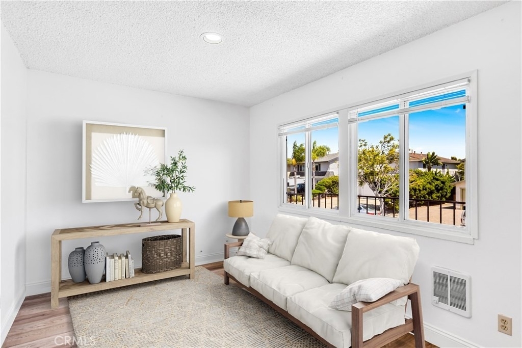 34061 Colegio Dr. - Photo 5