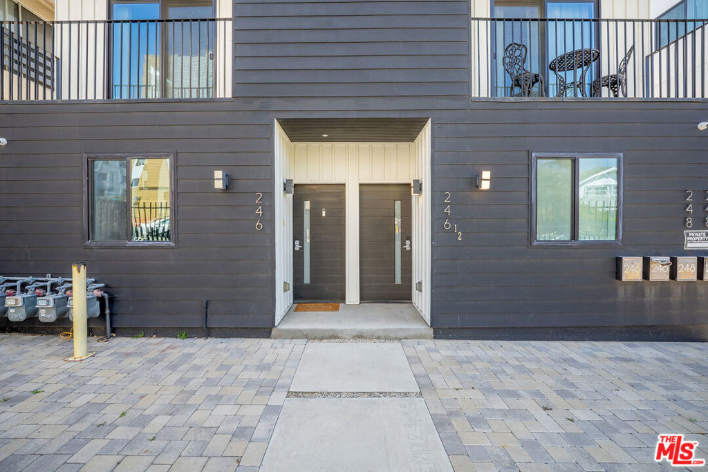 246 N Dillon Street - Photo 5