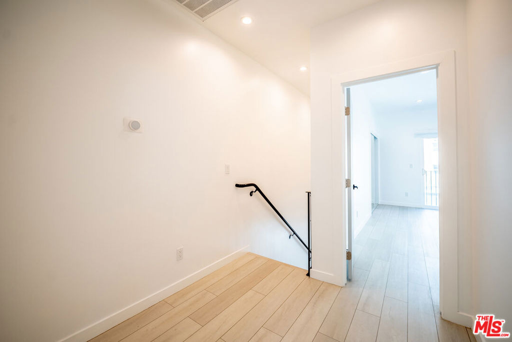 246 N Dillon Street - Photo 13