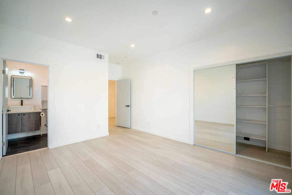 246 N Dillon Street - Photo 18