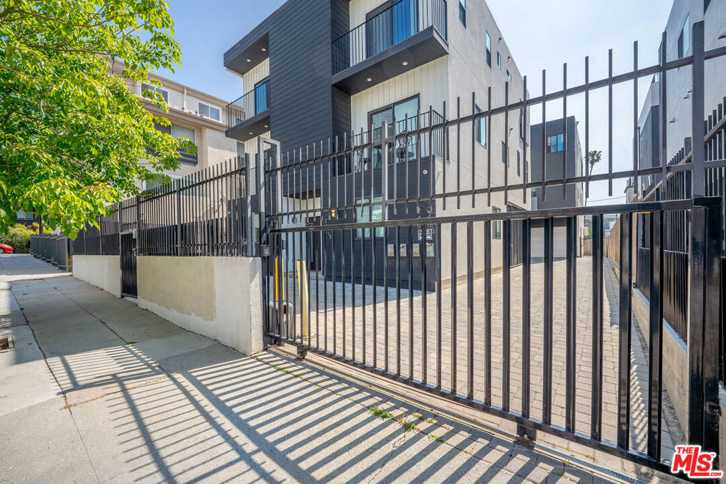 246 N Dillon Street - Photo 39