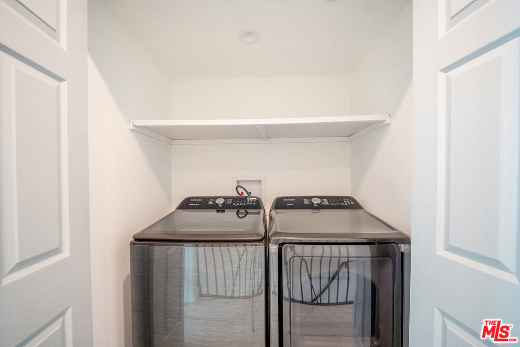 246 N Dillon Street - Photo 34