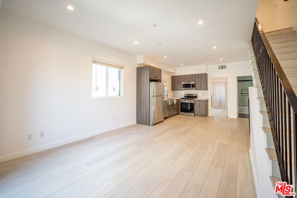 246 N Dillon Street - Photo 10