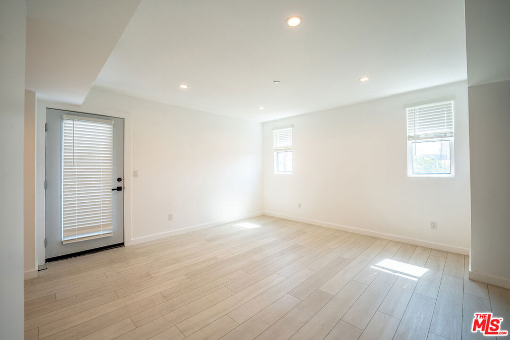 246 N Dillon Street - Photo 26
