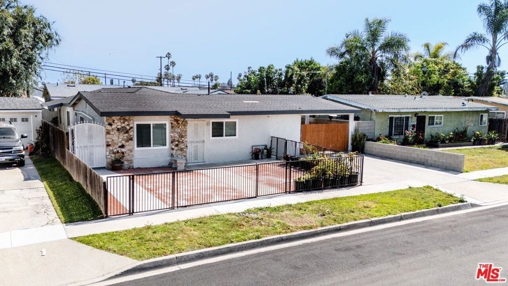 12024 208th Street - Photo 11