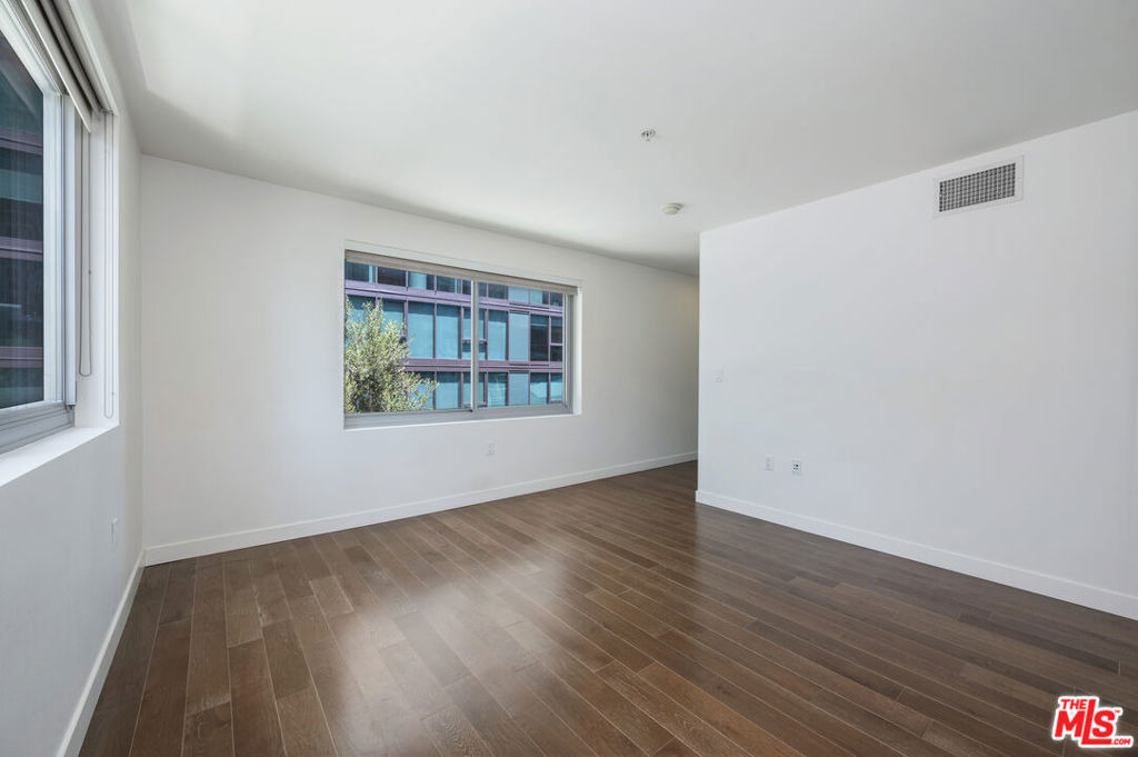 901 S Flower Street - Photo 15