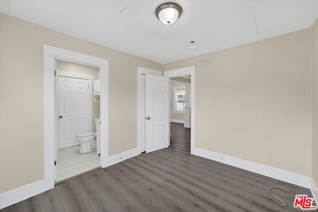 5008 S Wilton Place - Photo 12